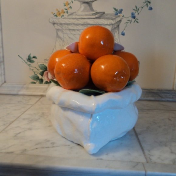 vintage porcelain Capodimonte orange fruit basket~Italy~ large size - Picture 3 of 7